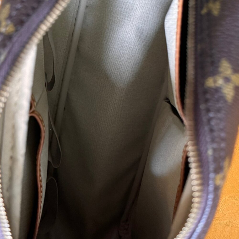 Louis Vuitton Monogram Canvas Deauville Bag - Picture 2 of 8